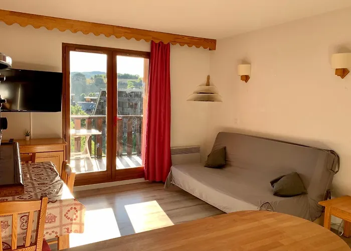 La Source Blanche Jean Montclar *